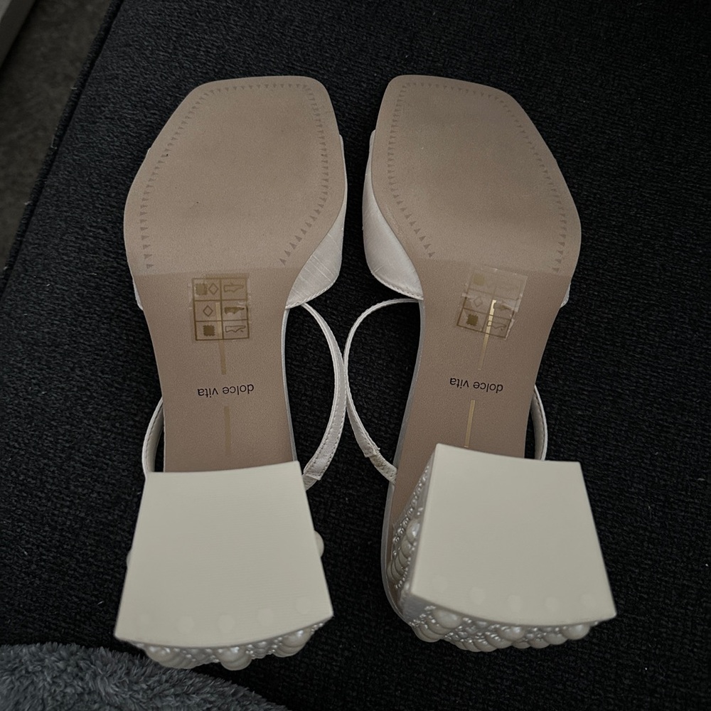 NWT Dolce Vita Jemmy Pearl Vanilla Silk Heels - Picture 7 of 9